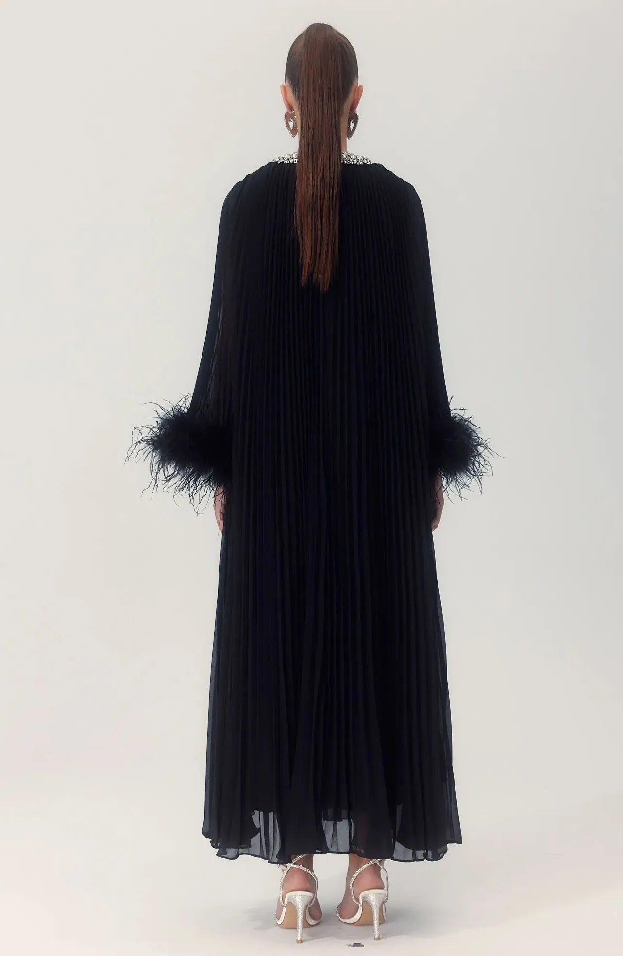Vestido PLUMAS Y DIAMANTES EXCLUSIVO - STUDIO VELLORÉ