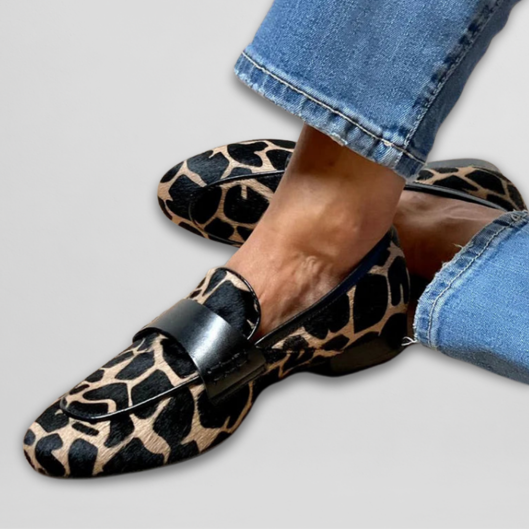VELLORÉ | Katie - Mocasines con estampado de leopardo