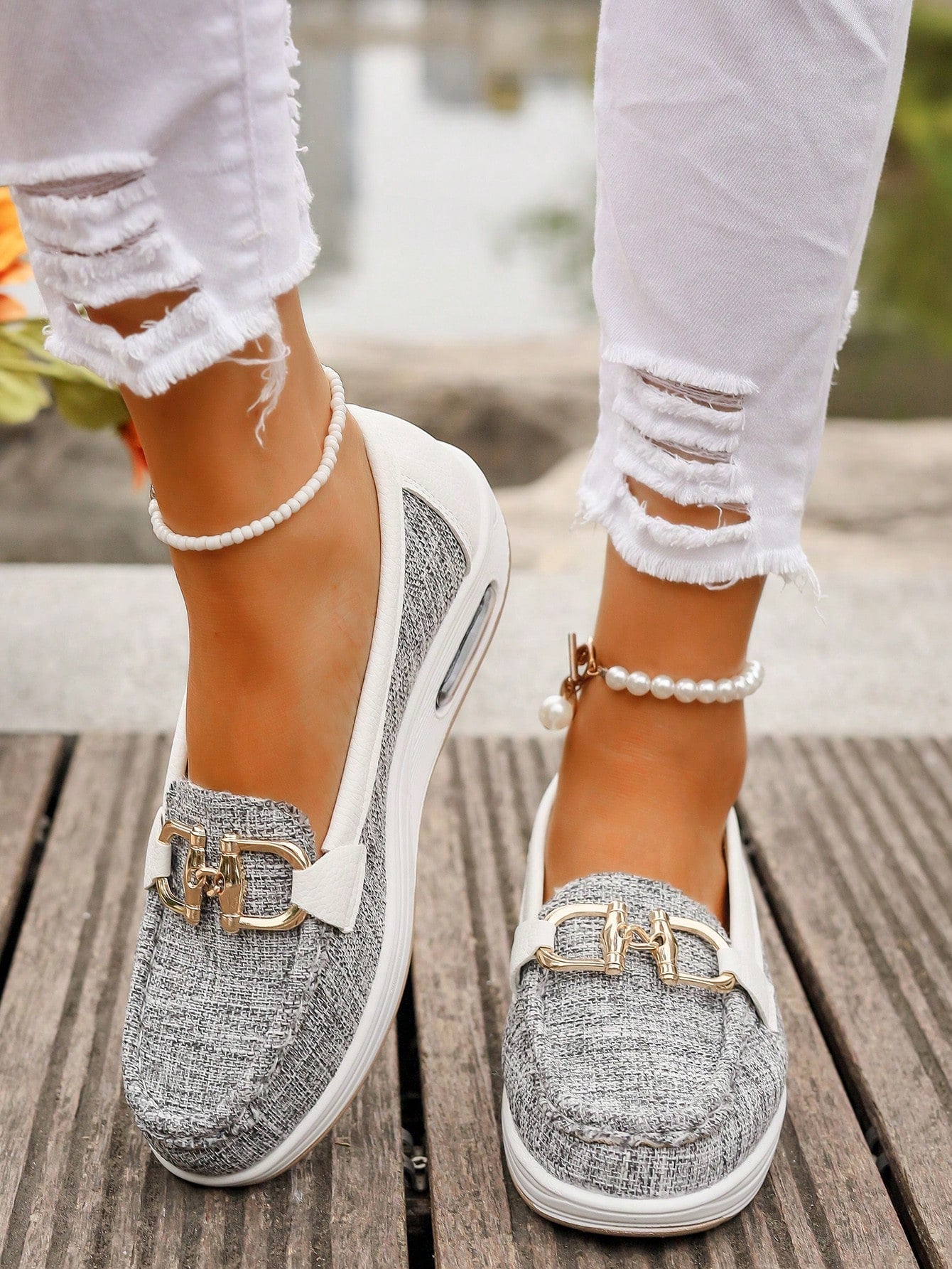 VELLORÉ | Ellie - Mocasines planos con hebilla