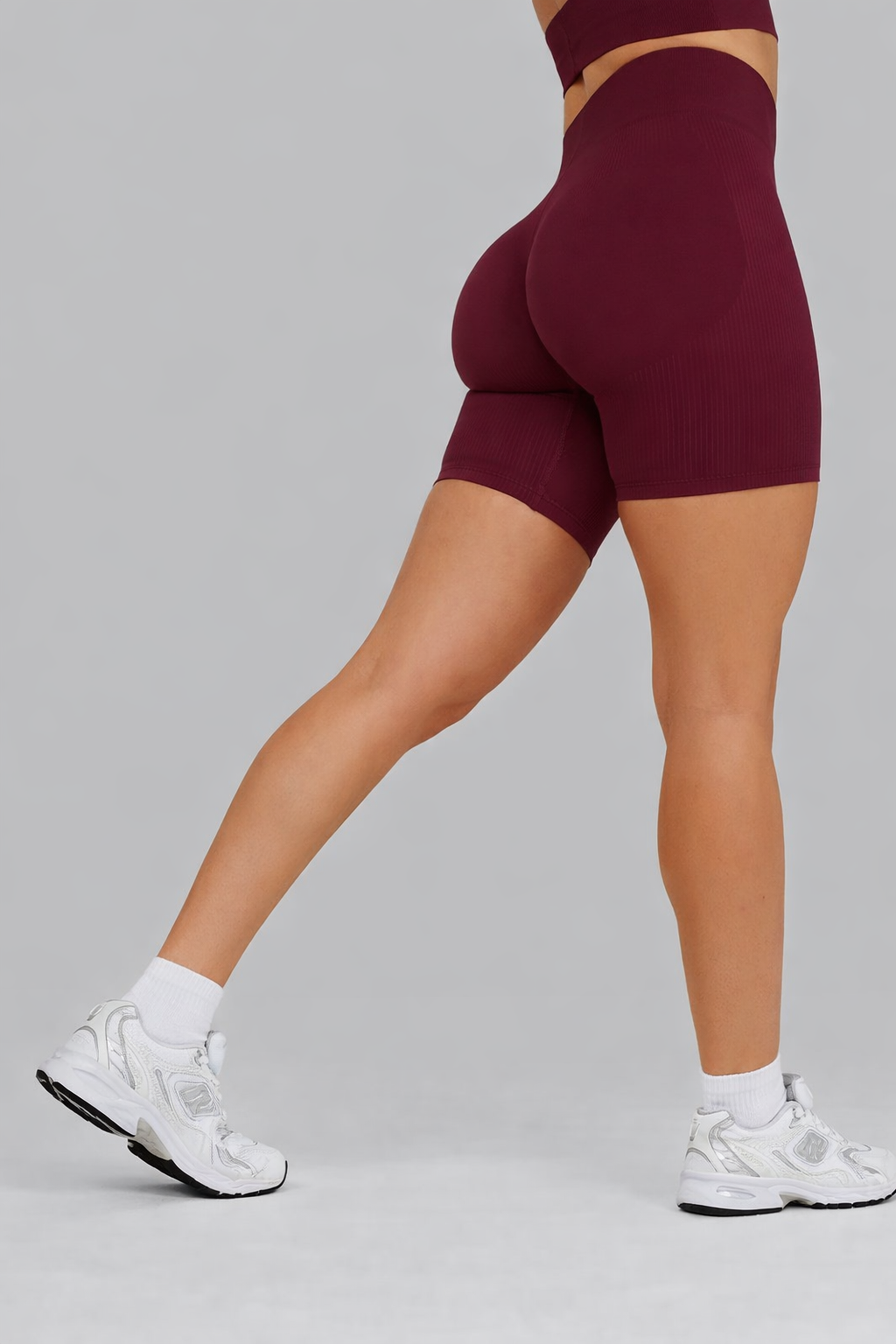 VELLORÉ | Leggings corto de contorno acanalado Elevate