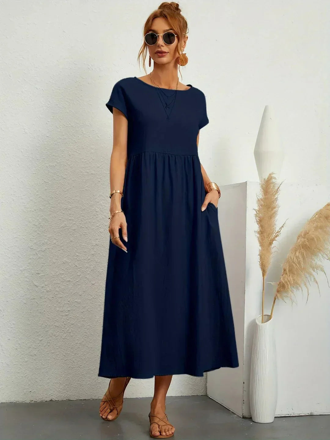 VELLORÉ | — Vestido midi fluido, elegancia atemporal