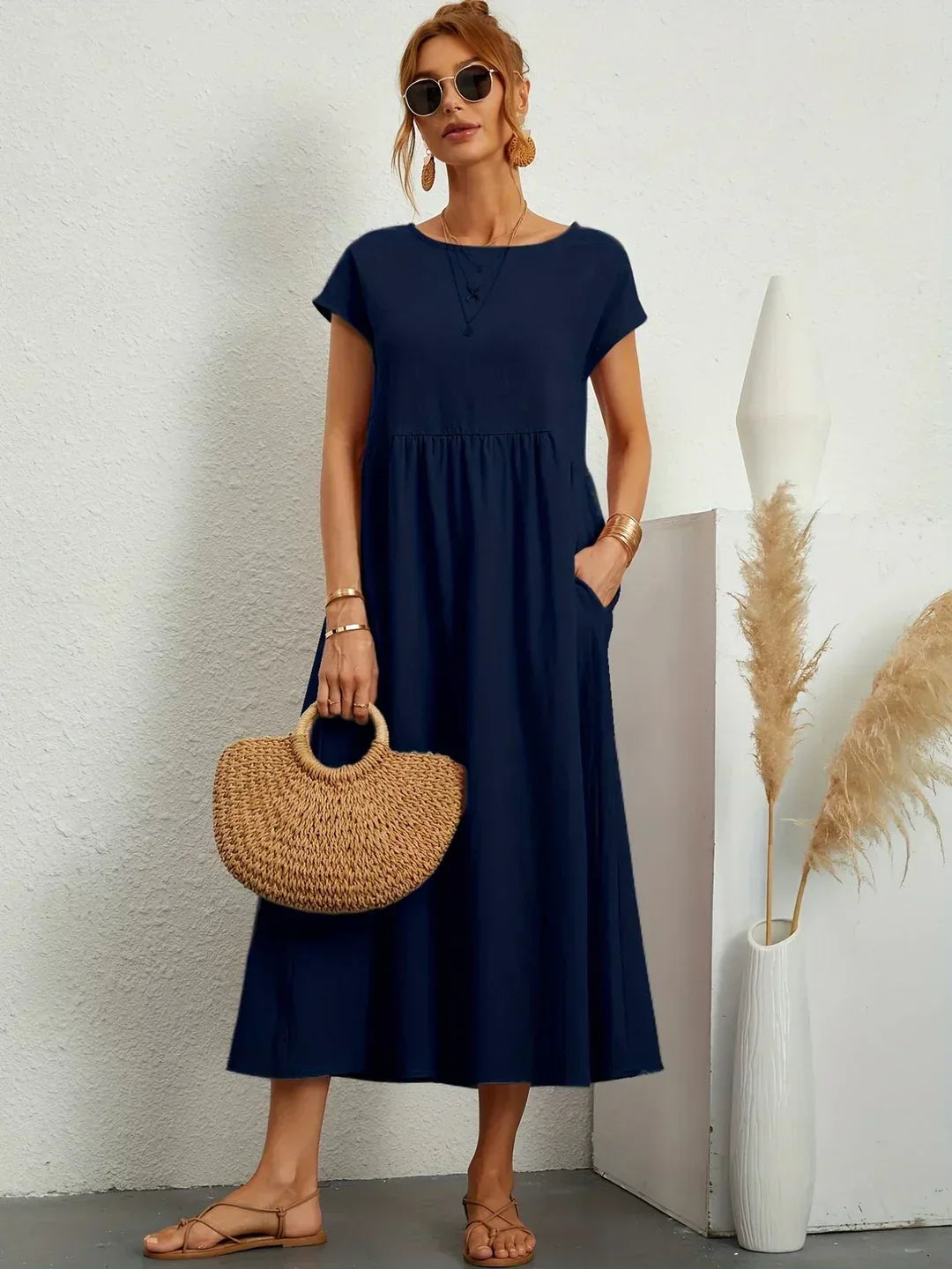VELLORÉ | — Vestido midi fluido, elegancia atemporal