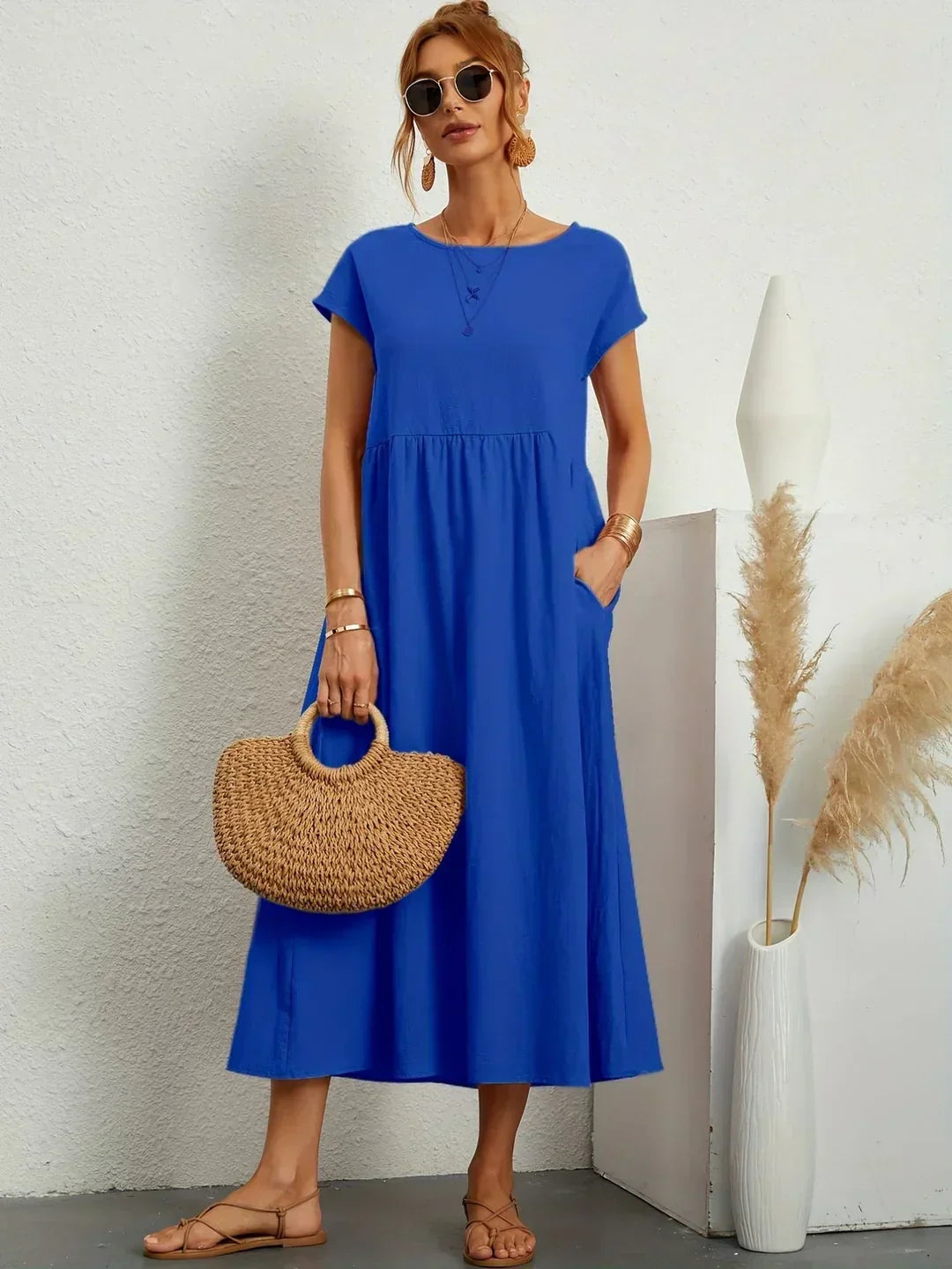 VELLORÉ | — Vestido midi fluido, elegancia atemporal