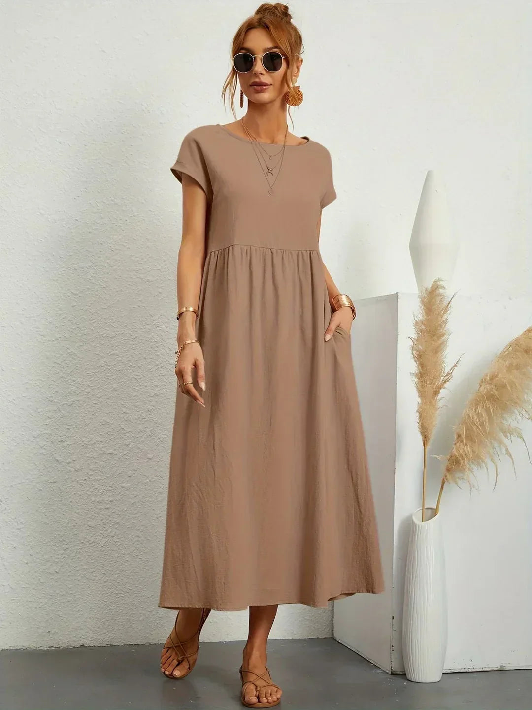 VELLORÉ | — Vestido midi fluido, elegancia atemporal