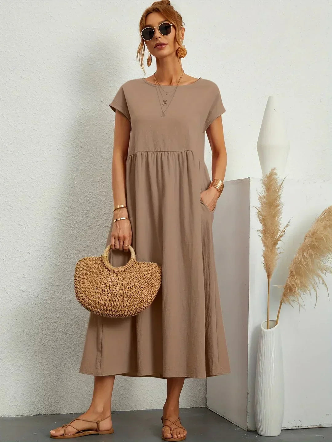 VELLORÉ | — Vestido midi fluido, elegancia atemporal