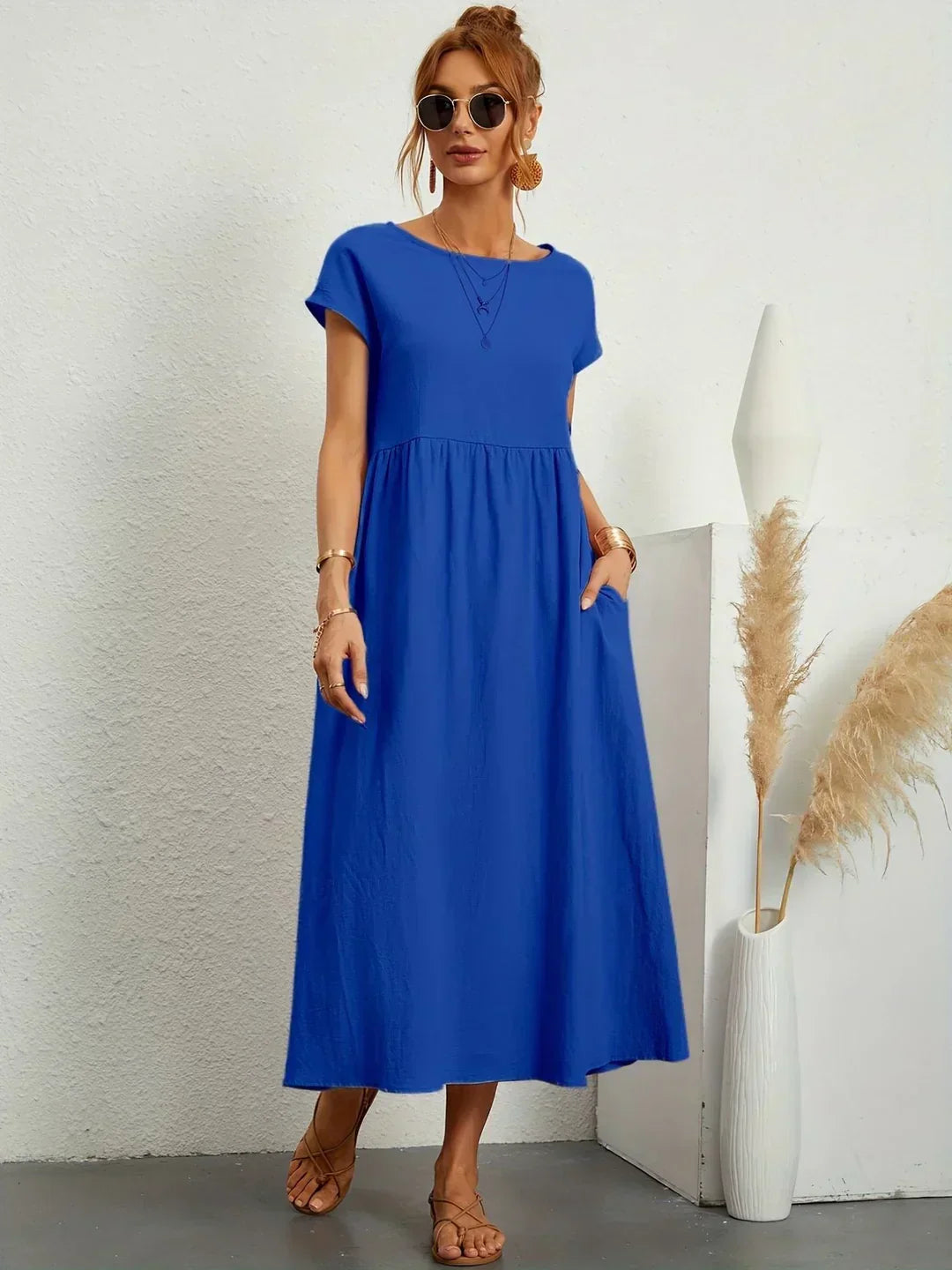 VELLORÉ | — Vestido midi fluido, elegancia atemporal