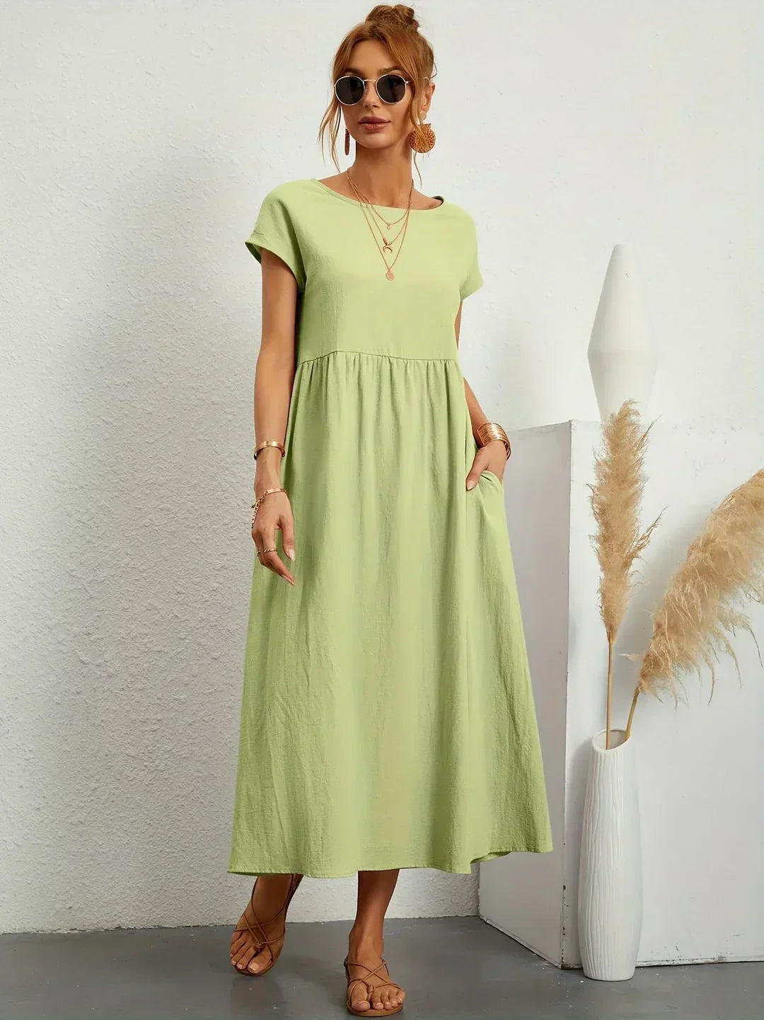 VELLORÉ | — Vestido midi fluido, elegancia atemporal