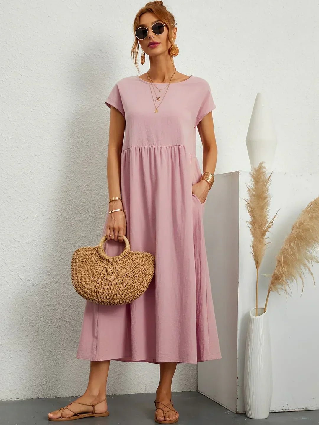 VELLORÉ | — Vestido midi fluido, elegancia atemporal