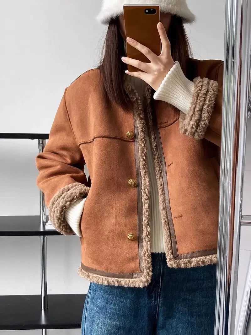 VELLORÉ | Chaqueta corta de piel sintética para mujer