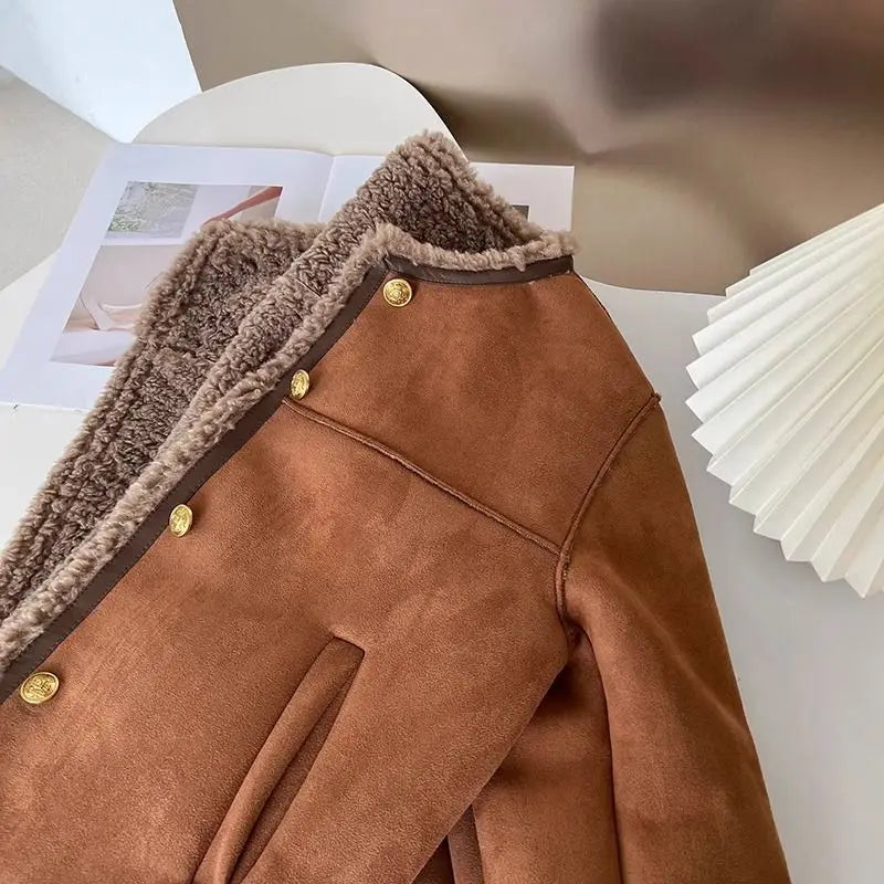 VELLORÉ | Chaqueta corta de piel sintética para mujer