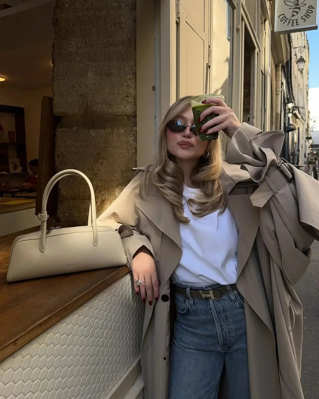 VELLORÉ | Gabardina larga con cordones para mujer