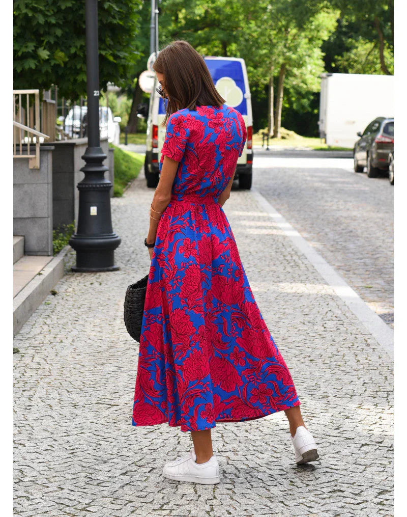 VELLORÉ | Julia - Vestido elegante con escote en forma de corazón y corte modelador que realza la silueta