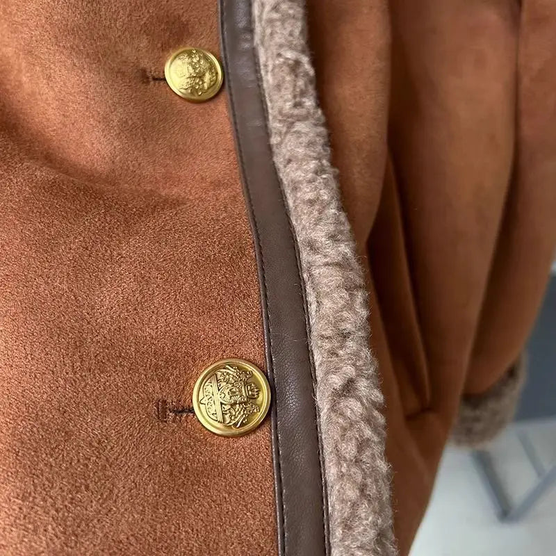 VELLORÉ | Chaqueta corta de piel sintética para mujer