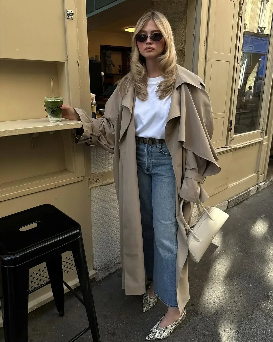VELLORÉ | Gabardina larga con cordones para mujer