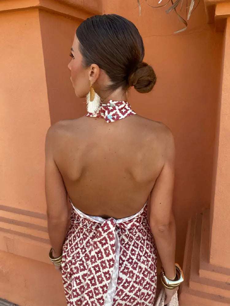 VELLORÉ | Conjunto Elegante con Diseño de Hombros Descubiertos