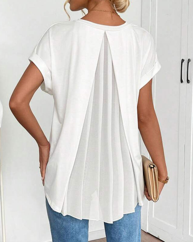 VELLORÉ | Blusa plisada de manga corta para mujer - chic y femenina