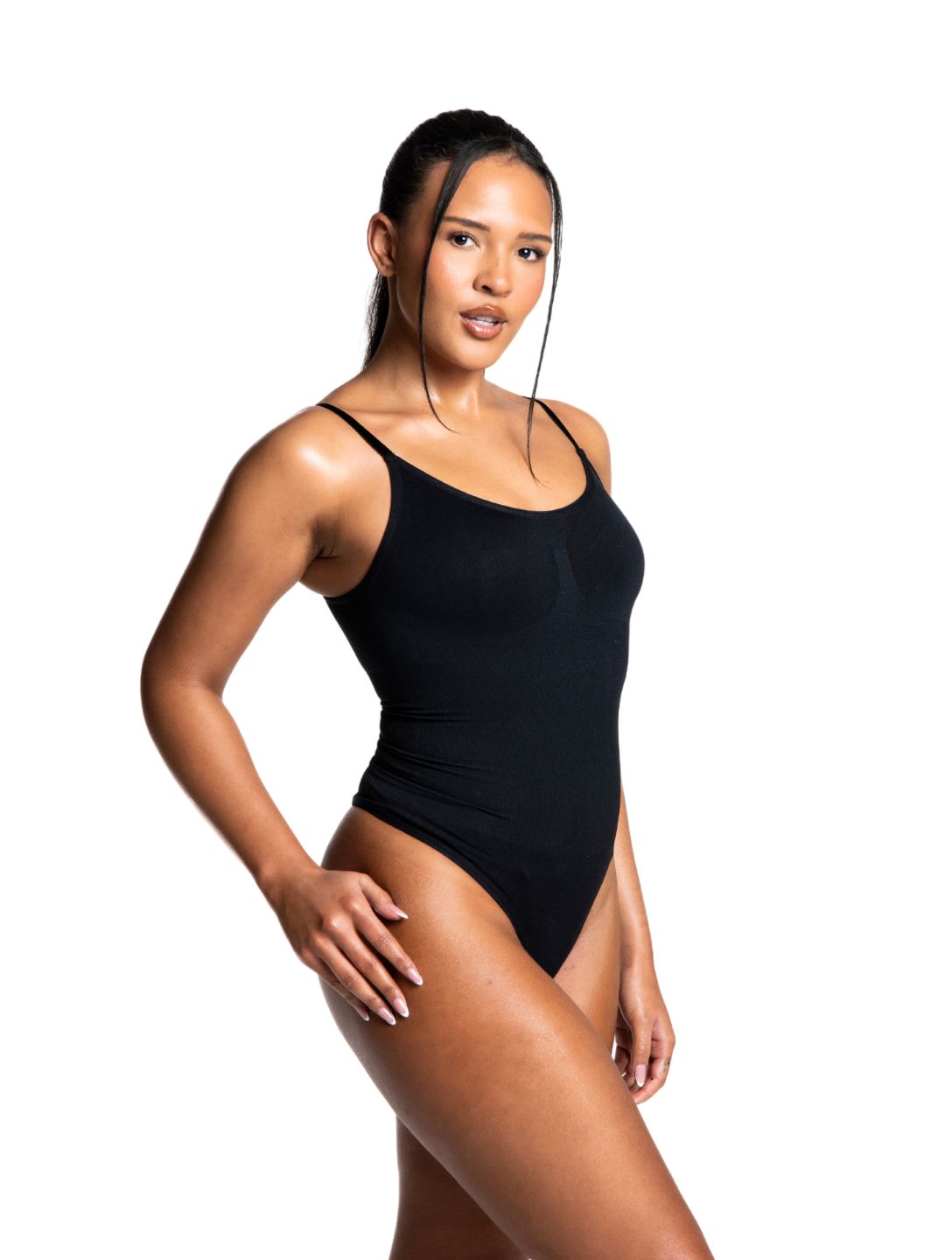 VELLORÉ | Body reductor con tanga: faja moldeadora para una silueta definida