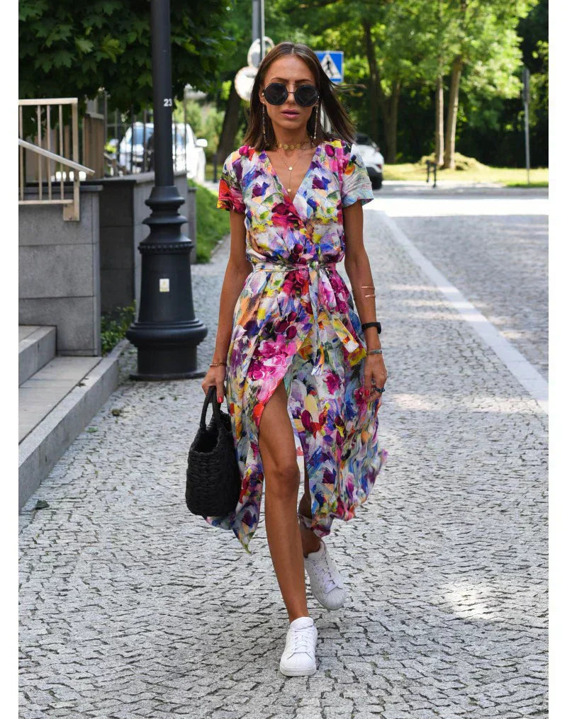 VELLORÉ | Julia - Vestido elegante con escote en forma de corazón y corte modelador que realza la silueta