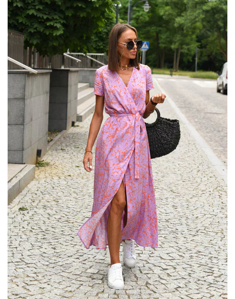 VELLORÉ | Julia - Vestido elegante con escote en forma de corazón y corte modelador que realza la silueta