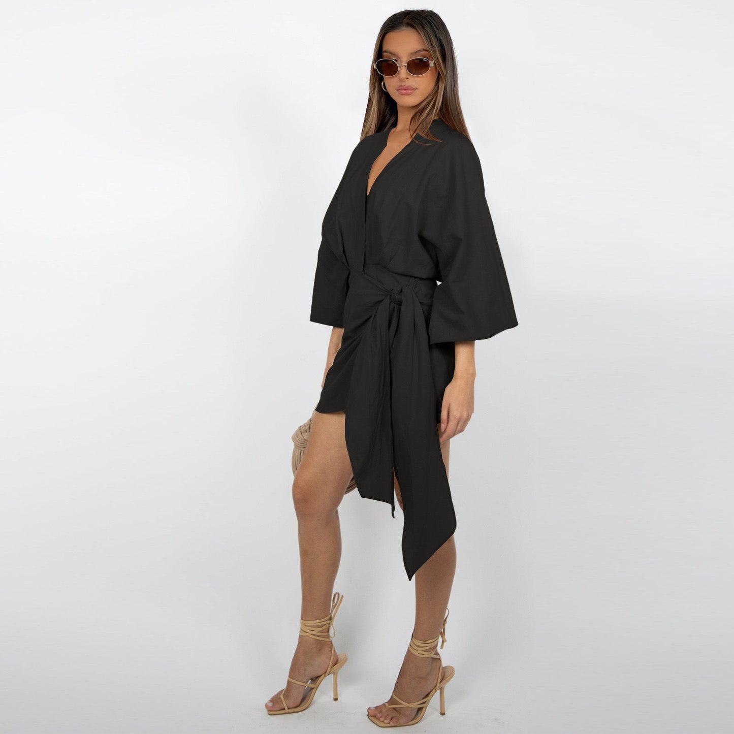 VELLORÉ | Vestido envolvente con escote en V para mujer